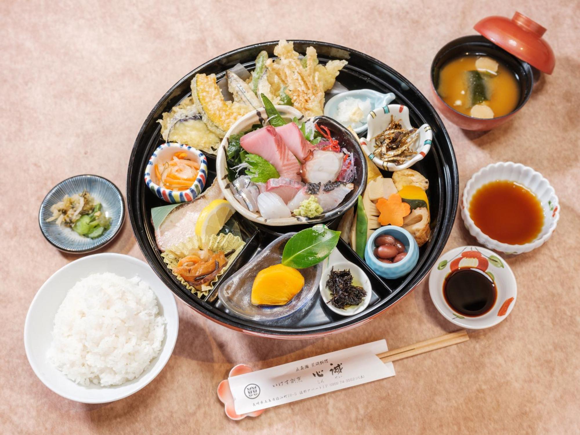 Villa Miyako 源泉かけ流し客室温泉ヴィラ みやこ別邸 Goto Exterior photo
